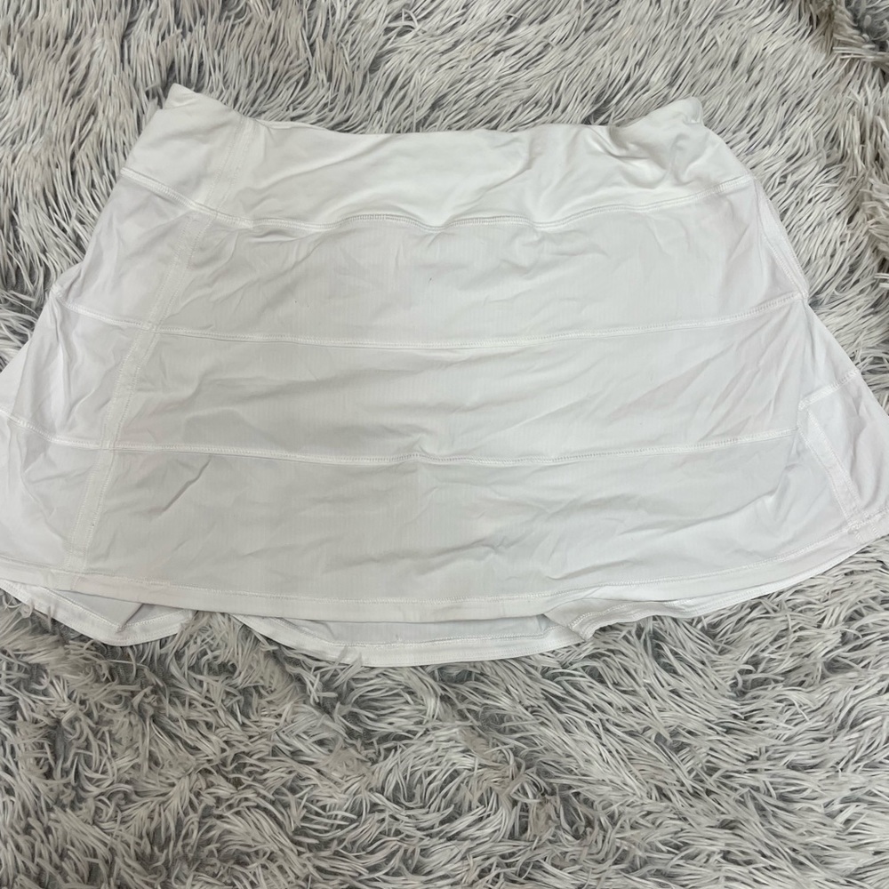 Lululemon size 8 tall white tennis skirt